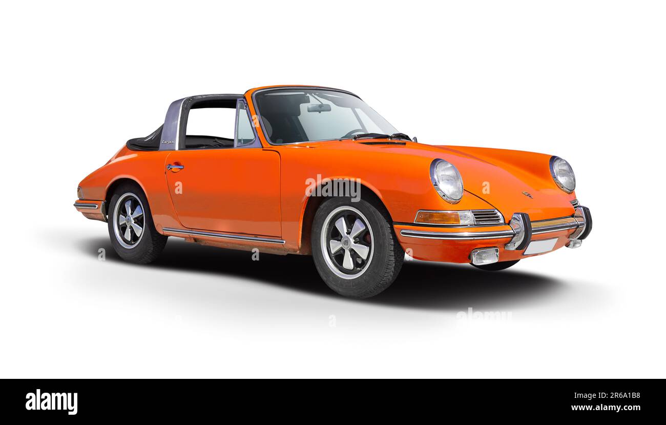 Voiture sport Porsche 912 Targa isolée sur fond blanc Banque D'Images
