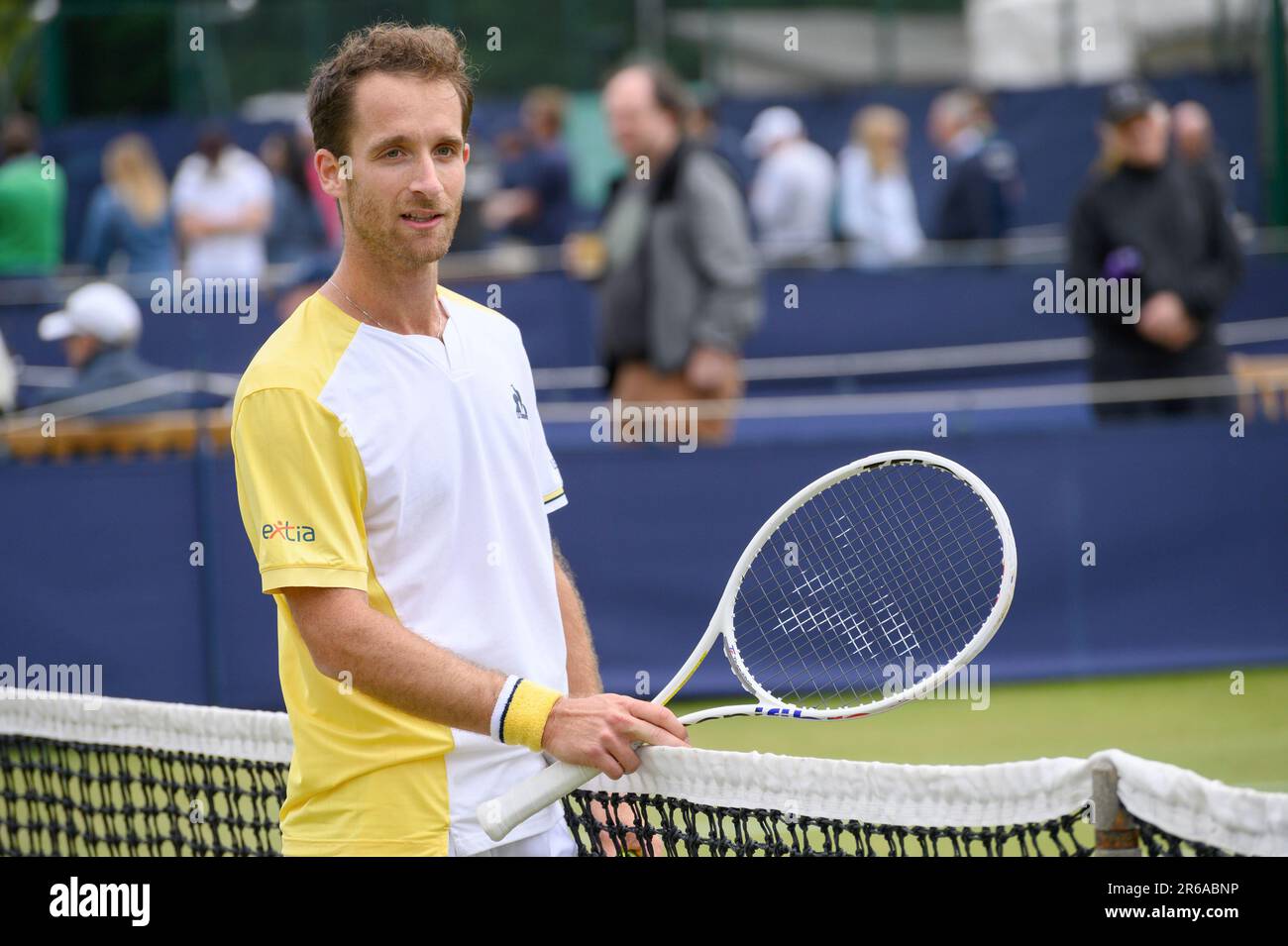 Constant Lestienne (FRA) jouant au premier tour du Trophée Surbiton, Londres, 6th juin 2023. Banque D'Images