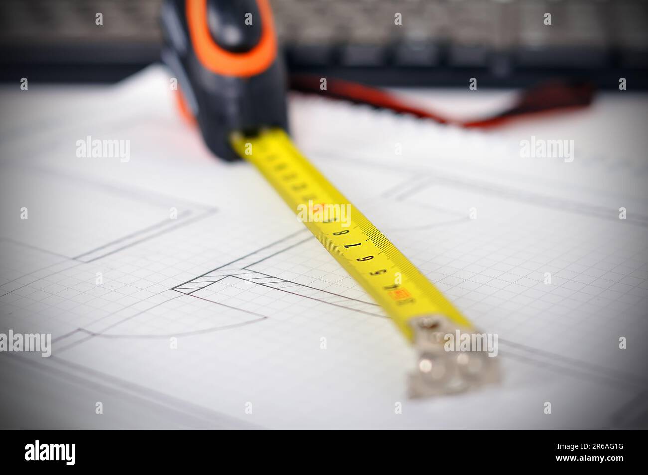 Rouleaux de plans de maison d'architecture. Gros plan Banque D'Images
