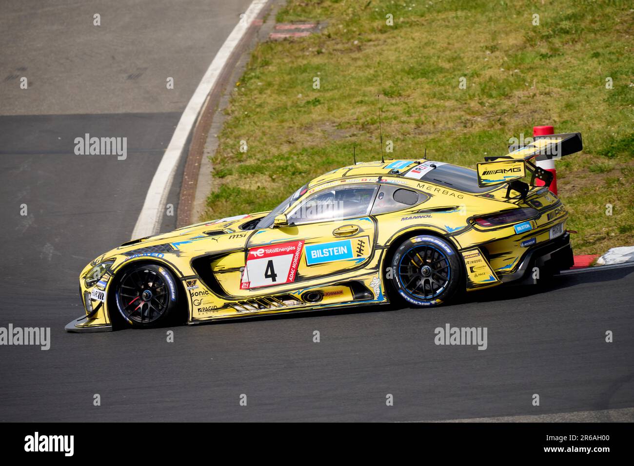 La Mercedes-AMG GT3 de l'équipe Bilstein avec Raffaele Marciello, Luca Stolz, Philip Ellis et Edoardo Mortara à la course de 24 heures au Nuerburgring Banque D'Images