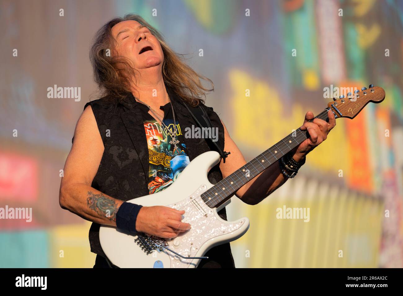 Bergen, Norvège. 07th juin 2023. Le groupe anglais de métaux lourds Iron  Maiden joue un concert à Koengen à Bergen. Ici, le guitariste Dave Murray  est vu en direct sur scène. (Crédit