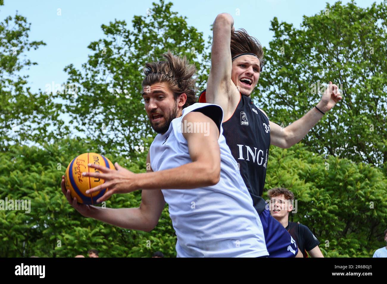 Compétition de basket-ball 3x3. Duisburg, Allemagne 08.06.2023. Jour 1 des Jeux de la Ruhr 23. Pendant quatre jours, les athlètes amateurs se disputent dans des disciplines allant du DMX au Water Polo. Credit: News NRW / Alamy Live News Banque D'Images