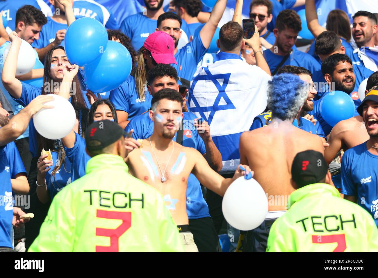 La Plata, Argentine. 8th juin 2023. Supporters d'Israël lors du match demi-décisif de la coupe du monde FIFA U20 au stade Diego Maradona ( Credit: Néstor J. Beremnum/Alay Live News Banque D'Images