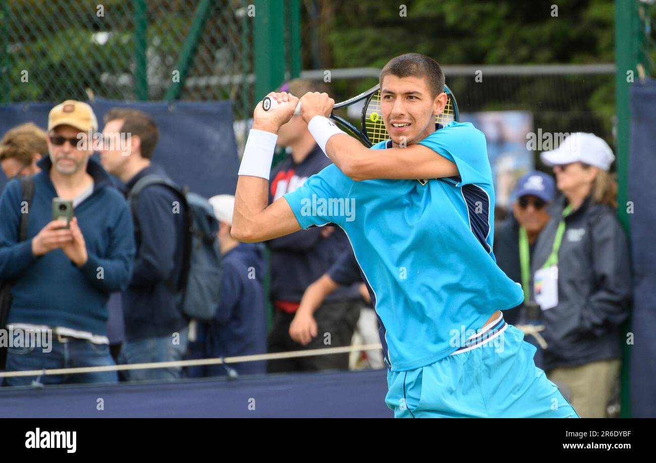 Alexei Popyrin (AUS) jouant au premier tour du Trophée Surbiton, Londres, 6th juin 2023. Banque D'Images