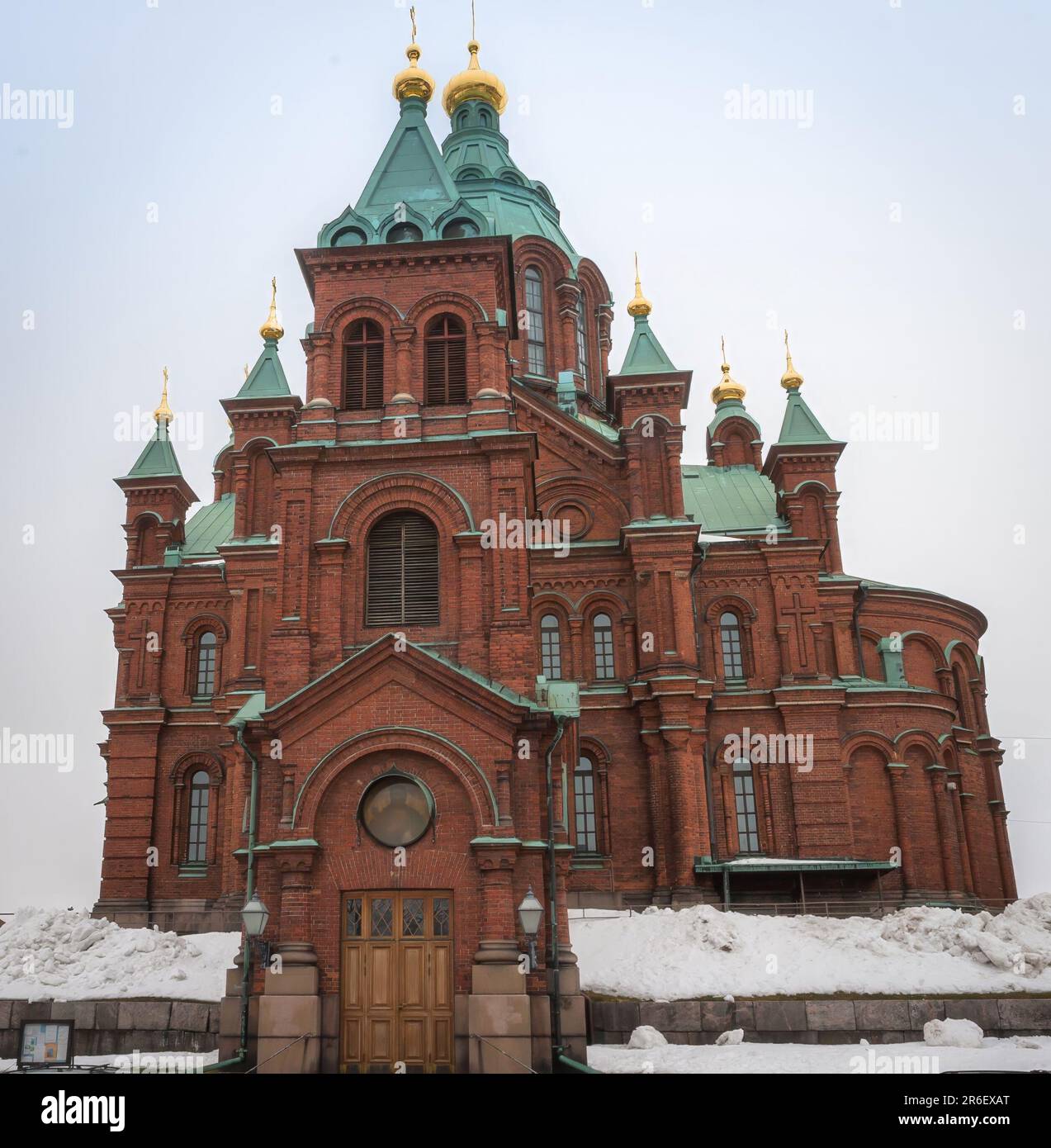 Cathédrale d'Uspenski, Helsinki, Finlande en hiver. Une cathédrale orthodoxe grecque ou orthodoxe orientale construite il y a 200 ans Banque D'Images