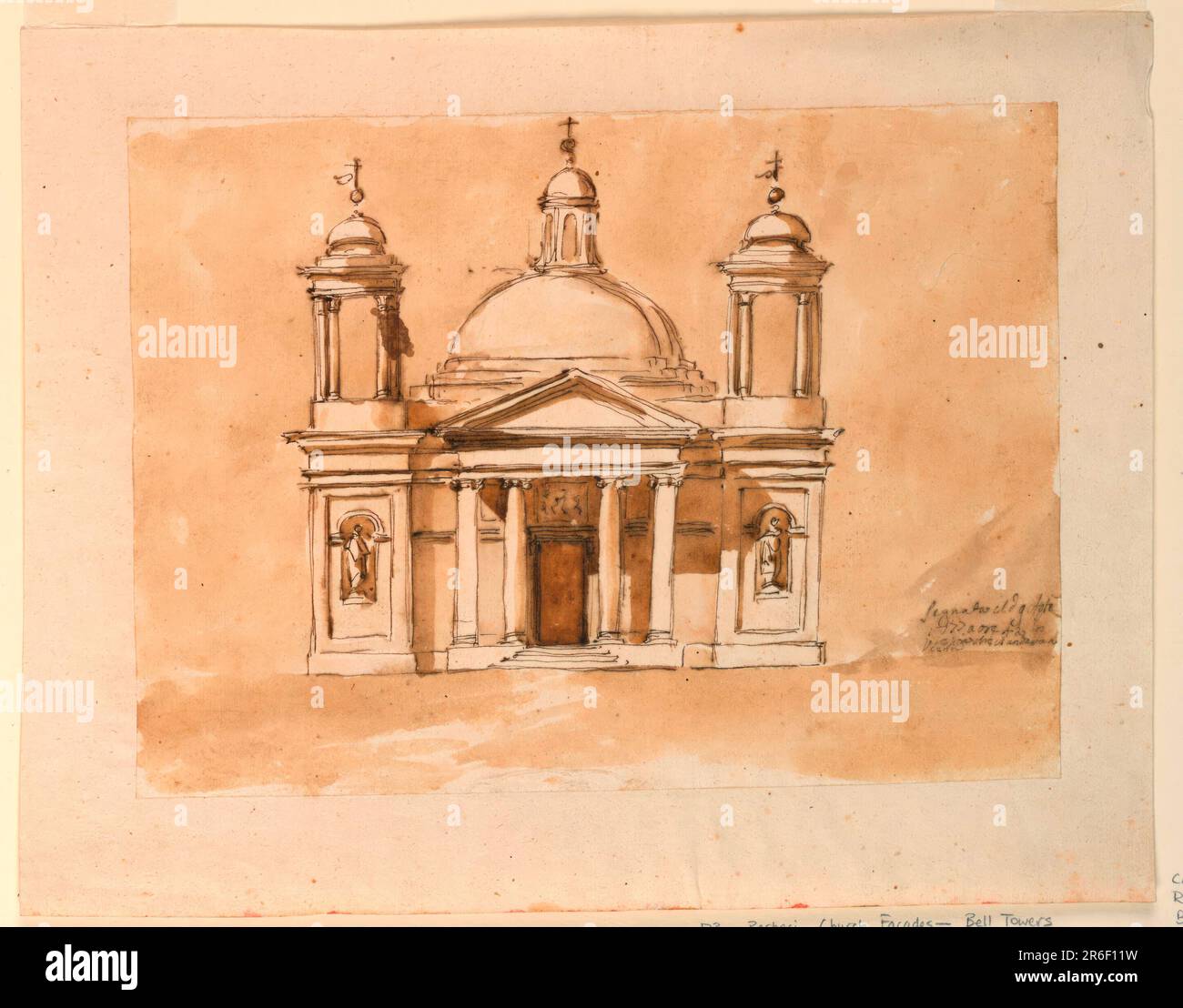 La partie principale de la façade est le portique, composé de deux colonnes et deux piliers, avec un fronton triangulaire au-dessus de l'entablature. Il est accessible par des marches. Au centre du mur se trouve le boîtier de porte avec une entablature soutenue par des consoles. Les corniches sont à la même hauteur dans les panneaux latéraux. Abobe l'entablature est un relief oblong. Les parties latérales sont en saillie. Les panneaux et l'entablature sont encadrés par une bande. À l'intérieur se trouve une niche avec une statue. Latéralement, au-dessus du grenier se trouvent deux superstructures en forme de belvederes avec des ailettes sur le dessus. Au centre se trouve un dôme avec un lant Banque D'Images