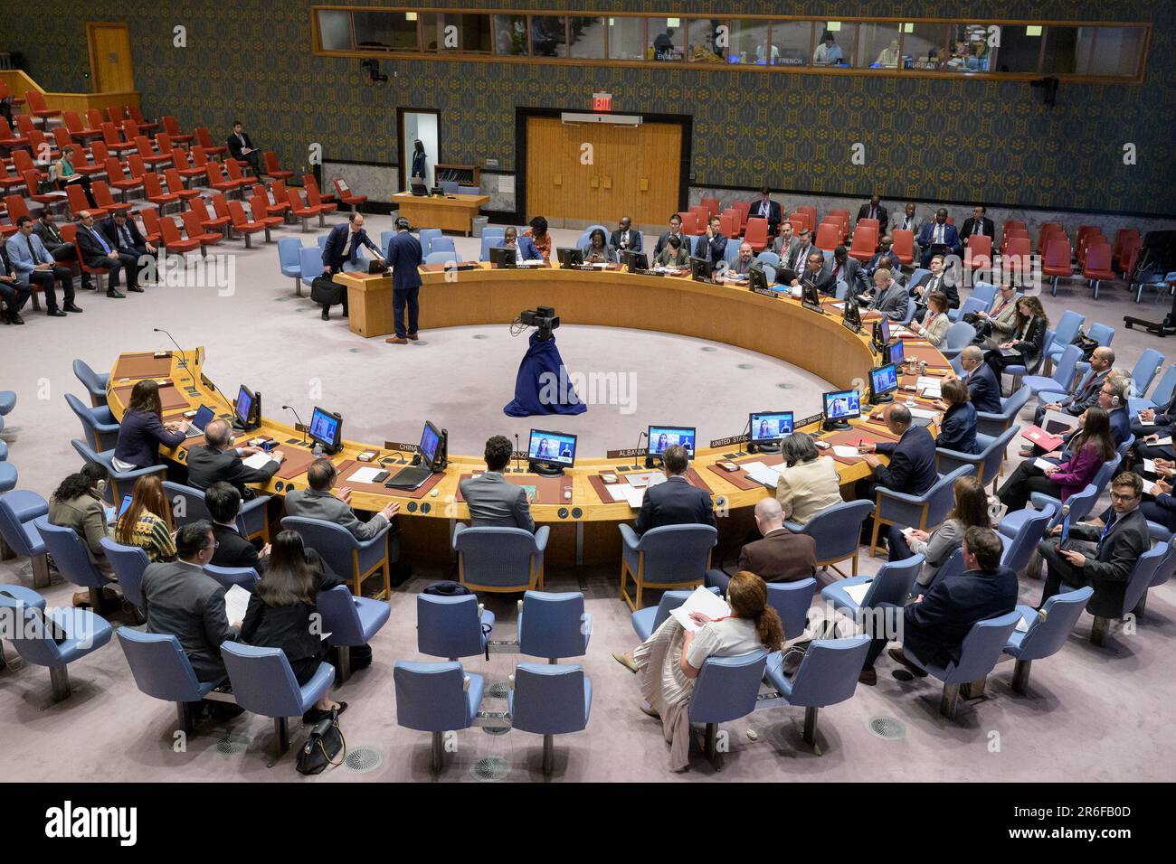 (230609) -- NATIONS UNIES, 9 juin 2023 (Xinhua) -- cette photo prise sur 8 juin 2023 montre une réunion du Conseil de sécurité de l'ONU sur la coopération avec la Ligue des États arabes au siège de l'ONU à New York. POUR ALLER AVEC "une coopération renforcée avec la Ligue arabe clé de la résolution des conflits régionaux: Chef politique de l'ONU" (Manuel Elias/un photo/document via Xinhua) Banque D'Images