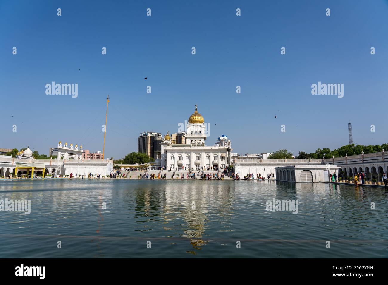 Temple Sikh Gurudwara Bangla Sahib à Delhi Banque D'Images