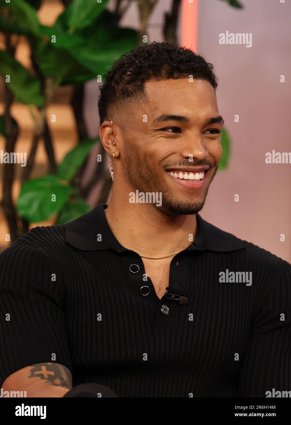 DORAL, FLORIDE - JUIN 09 : Rome Flynn visite 'Despierta America' pour promouvoir 'avec amour' aux studios Univision sur 09 juin 2023 à Doral, Floride. (Photo par Alberto E. Tamargo/Sipa USA) crédit: SIPA USA/Alay Live News Banque D'Images