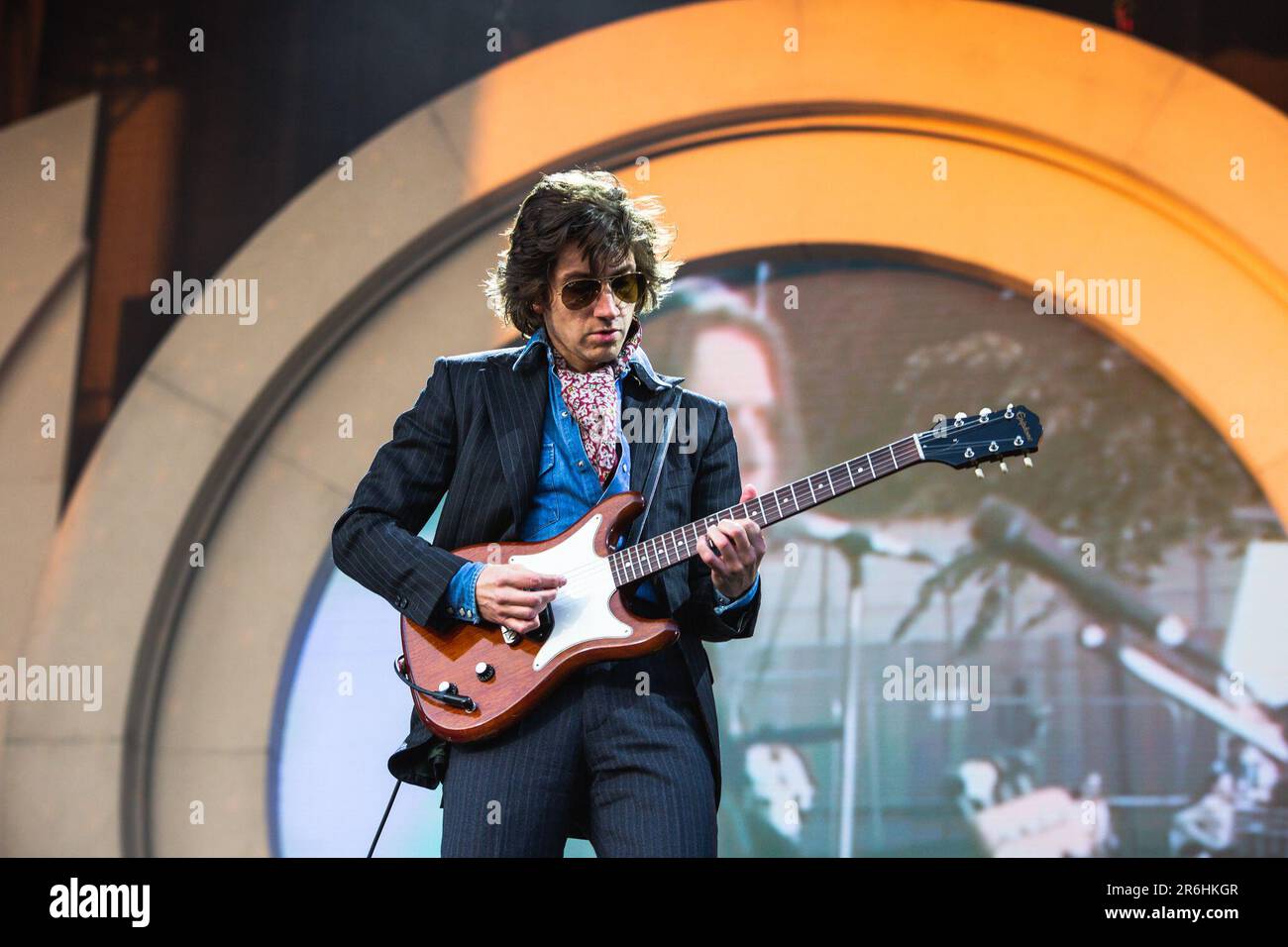 9 juin 2023 : Alex Turner, Jamie Cook, Nick O'Malley et Matt Helders des Arctic Monkeys exécutent un spectacle complet dans le parc Hillsborough, juin 2023. C'est la première de deux nuits que le groupe jouera dans le cadre de sa tournée d'été 2023 au Royaume-Uni. (Credit image: © Myles Wright/ZUMA Press Wire) USAGE ÉDITORIAL SEULEMENT! Non destiné À un usage commercial ! Banque D'Images 9 juin 2023 : Alex Turner, Jamie Cook, Nick O'Malley et Matt Helders des Arctic Monkeys exécutent un spectacle complet dans le parc Hillsborough, juin 2023. C'est la première de deux nuits que le groupe jouera dans le cadre de sa tournée d'été 2023 au Royaume-Uni. (Credit image: © Myles Wright/ZUMA Press Wire) USAGE ÉDITORIAL SEULEMENT! Non destiné À un usage commercial ! Banque D'Images