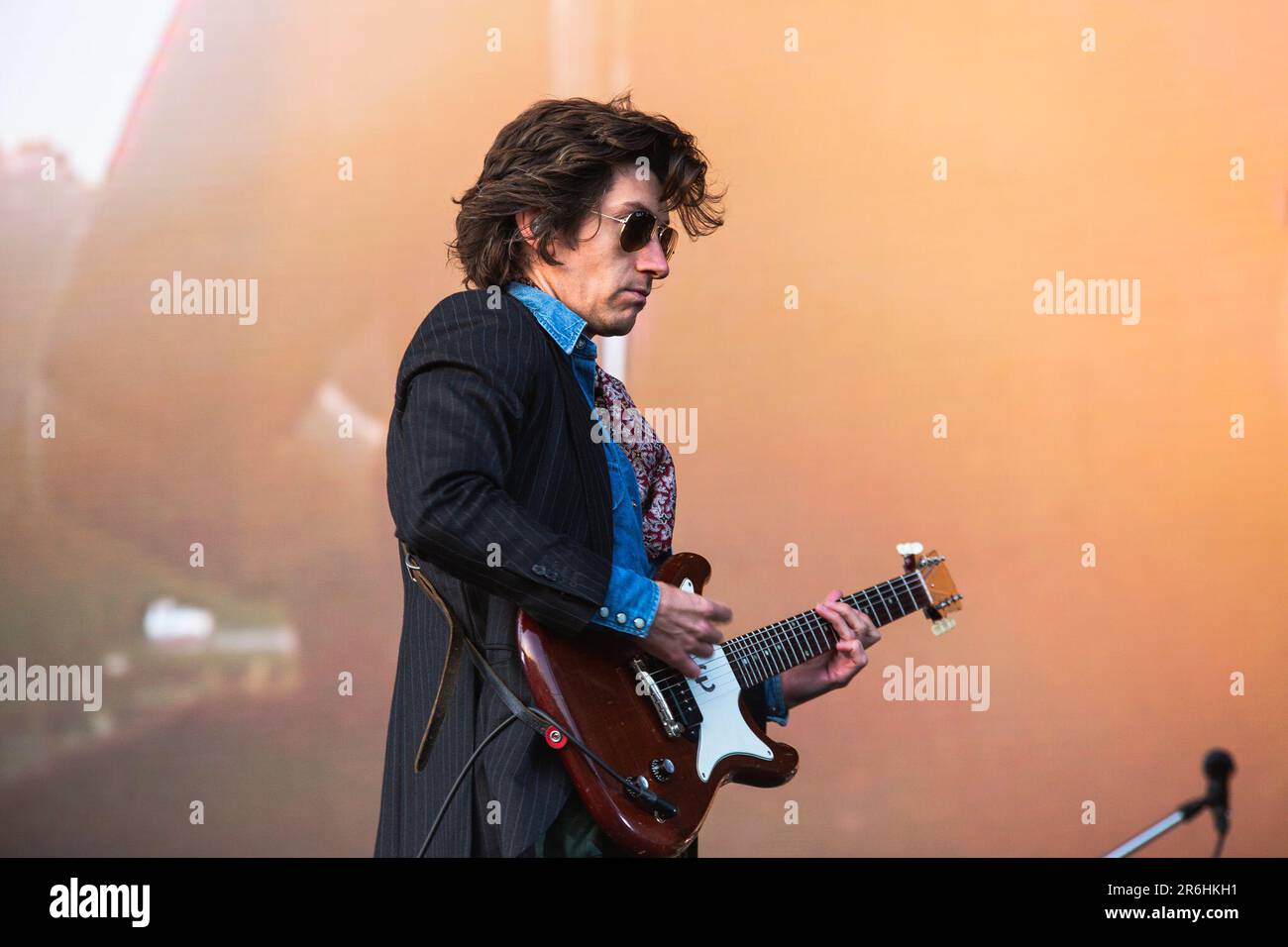 9 juin 2023 : Alex Turner, Jamie Cook, Nick O'Malley et Matt Helders des Arctic Monkeys exécutent un spectacle complet dans le parc Hillsborough, juin 2023. C'est la première de deux nuits que le groupe jouera dans le cadre de sa tournée d'été 2023 au Royaume-Uni. (Credit image: © Myles Wright/ZUMA Press Wire) USAGE ÉDITORIAL SEULEMENT! Non destiné À un usage commercial ! Banque D'Images 9 juin 2023 : Alex Turner, Jamie Cook, Nick O'Malley et Matt Helders des Arctic Monkeys exécutent un spectacle complet dans le parc Hillsborough, juin 2023. C'est la première de deux nuits que le groupe jouera dans le cadre de sa tournée d'été 2023 au Royaume-Uni. (Credit image: © Myles Wright/ZUMA Press Wire) USAGE ÉDITORIAL SEULEMENT! Non destiné À un usage commercial ! Banque D'Images