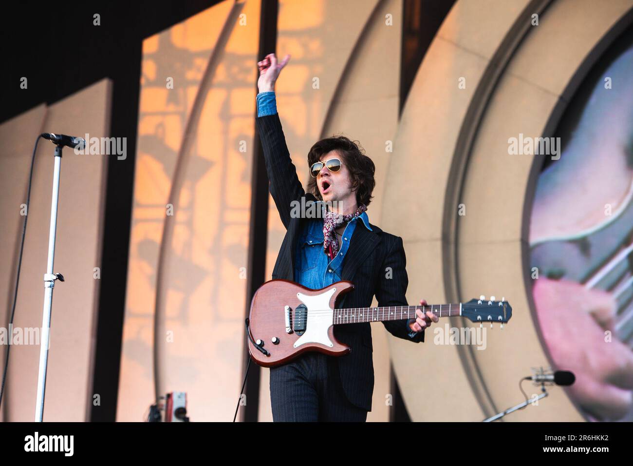 9 juin 2023 : Alex Turner, Jamie Cook, Nick O'Malley et Matt Helders des Arctic Monkeys exécutent un spectacle complet dans le parc Hillsborough, juin 2023. C'est la première de deux nuits que le groupe jouera dans le cadre de sa tournée d'été 2023 au Royaume-Uni. (Credit image: © Myles Wright/ZUMA Press Wire) USAGE ÉDITORIAL SEULEMENT! Non destiné À un usage commercial ! Banque D'Images 9 juin 2023 : Alex Turner, Jamie Cook, Nick O'Malley et Matt Helders des Arctic Monkeys exécutent un spectacle complet dans le parc Hillsborough, juin 2023. C'est la première de deux nuits que le groupe jouera dans le cadre de sa tournée d'été 2023 au Royaume-Uni. (Credit image: © Myles Wright/ZUMA Press Wire) USAGE ÉDITORIAL SEULEMENT! Non destiné À un usage commercial ! Banque D'Images