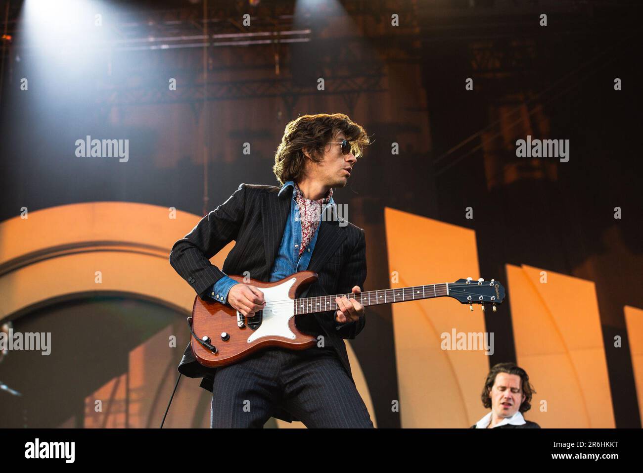 9 juin 2023 : Alex Turner, Jamie Cook, Nick O'Malley et Matt Helders des Arctic Monkeys exécutent un spectacle complet dans le parc Hillsborough, juin 2023. C'est la première de deux nuits que le groupe jouera dans le cadre de sa tournée d'été 2023 au Royaume-Uni. (Credit image: © Myles Wright/ZUMA Press Wire) USAGE ÉDITORIAL SEULEMENT! Non destiné À un usage commercial ! Banque D'Images 9 juin 2023 : Alex Turner, Jamie Cook, Nick O'Malley et Matt Helders des Arctic Monkeys exécutent un spectacle complet dans le parc Hillsborough, juin 2023. C'est la première de deux nuits que le groupe jouera dans le cadre de sa tournée d'été 2023 au Royaume-Uni. (Credit image: © Myles Wright/ZUMA Press Wire) USAGE ÉDITORIAL SEULEMENT! Non destiné À un usage commercial ! Banque D'Images
