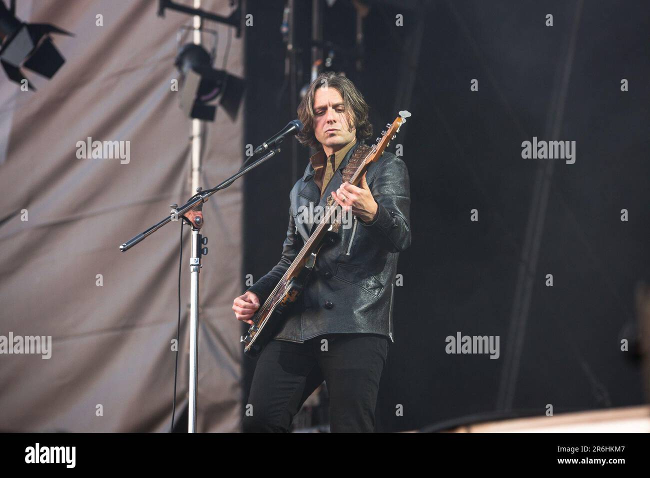 9 juin 2023 : Alex Turner, Jamie Cook, Nick O'Malley et Matt Helders des Arctic Monkeys exécutent un spectacle complet dans le parc Hillsborough, juin 2023. C'est la première de deux nuits que le groupe jouera dans le cadre de sa tournée d'été 2023 au Royaume-Uni. (Credit image: © Myles Wright/ZUMA Press Wire) USAGE ÉDITORIAL SEULEMENT! Non destiné À un usage commercial ! Banque D'Images 9 juin 2023 : Alex Turner, Jamie Cook, Nick O'Malley et Matt Helders des Arctic Monkeys exécutent un spectacle complet dans le parc Hillsborough, juin 2023. C'est la première de deux nuits que le groupe jouera dans le cadre de sa tournée d'été 2023 au Royaume-Uni. (Credit image: © Myles Wright/ZUMA Press Wire) USAGE ÉDITORIAL SEULEMENT! Non destiné À un usage commercial ! Banque D'Images