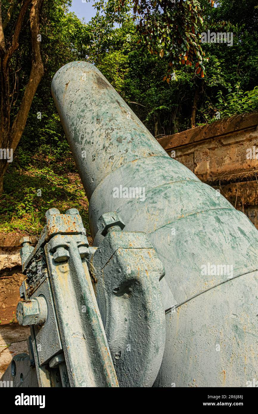 Les ruines de l'artilly à Battery Way, canon de mortier exposé sur l'île Corregidor aux Philippines. L'île Corregidor gardait l'entrée Banque D'Images