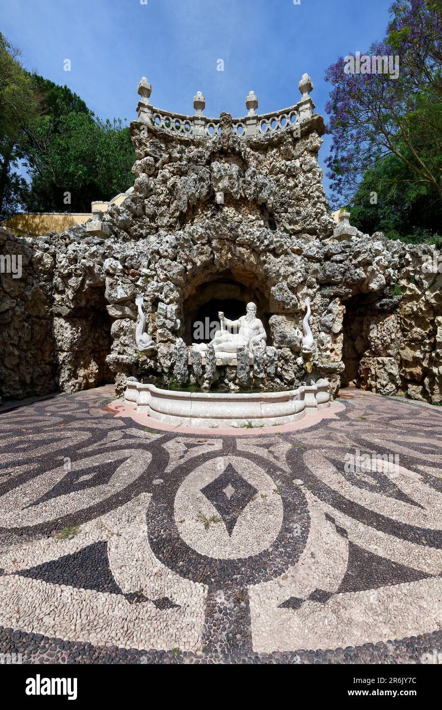 Poètes Cascade, jardin du Palais du Marquis de Pombal, Oeiras, municipalité de Lisbonne, Portugal, Europe Banque D'Images