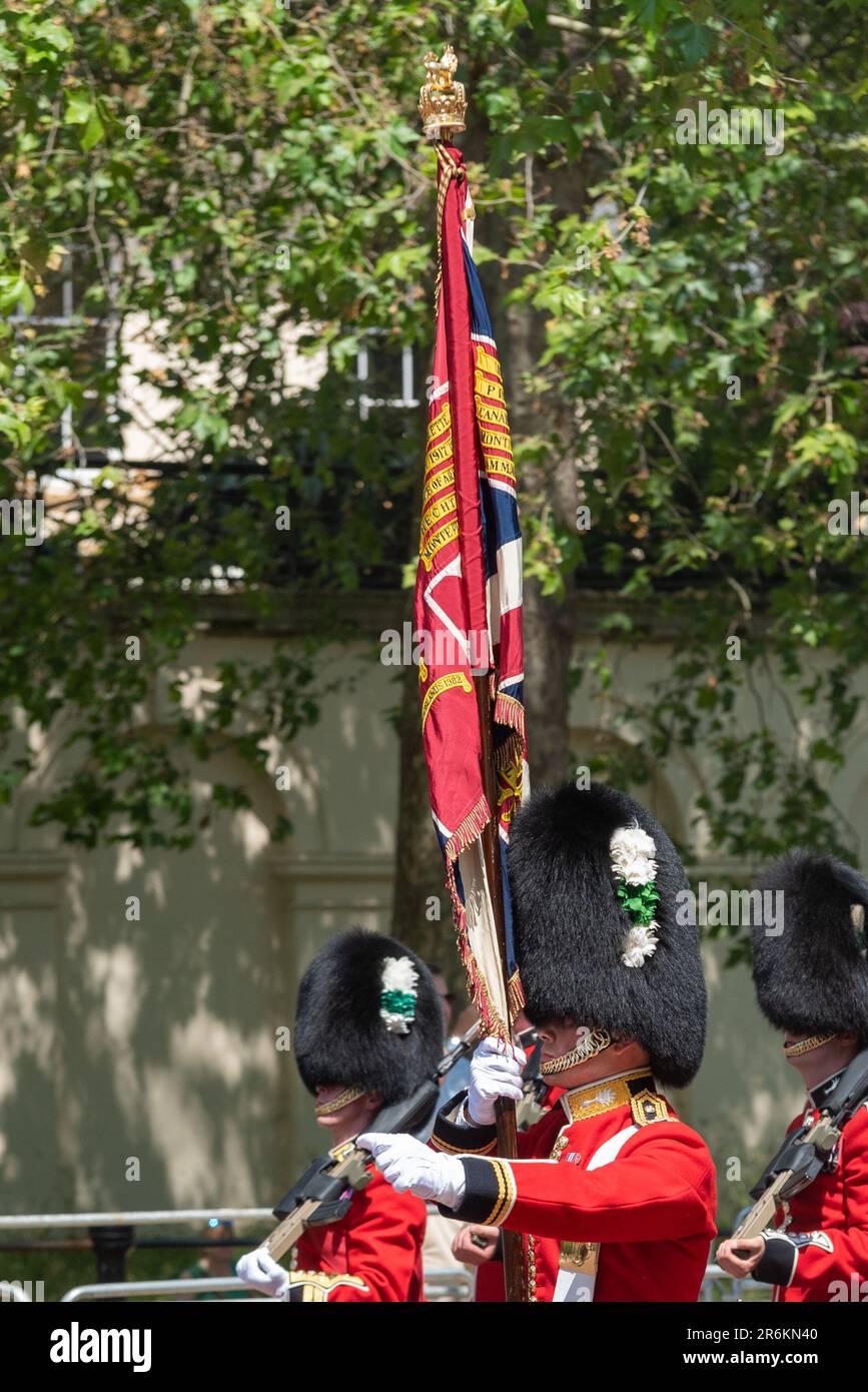 Westminster, Londres, Royaume-Uni. 10th juin 2023. Trooping la couleur doit avoir lieu le 17th juin, et sera la première sous le roi Charles III L'examen est une évaluation finale du défilé militaire avant que l'événement complet ait lieu la semaine prochaine. Pour 2023, la couleur est en train d'être utilisée par le bataillon des gardes gallois de 1st. Les troupes sont passées dans le Mall pour la revue sur Horse Guards Parade, avant de retourner Banque D'Images