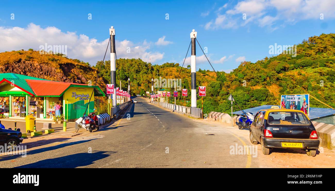 Le pont Duwan Singh Syiem / Duwan Sing Syiem dans la vallée de Mawkdok Dympep à Sohra / Cherrapunjee, Meghalaya, Inde. Banque D'Images