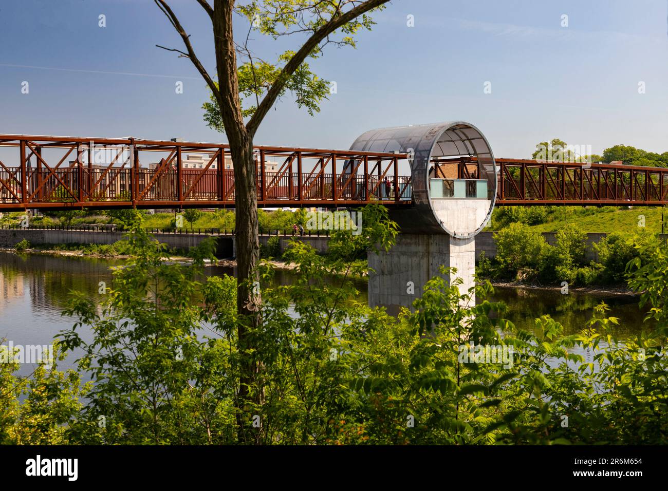 Pont piétonnier de Grand River Cambridge Ontario Canada. Banque D'Images