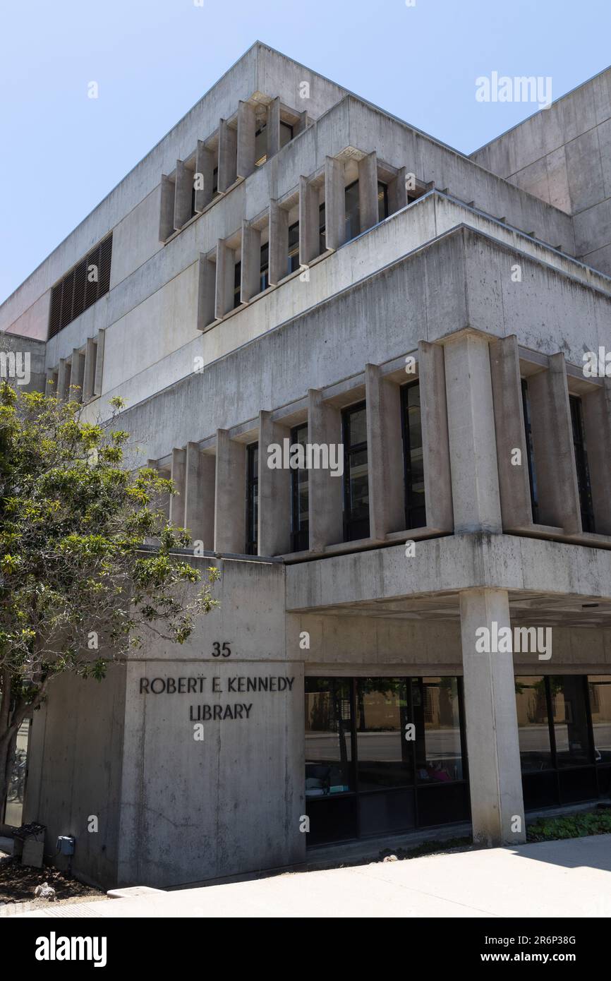 Bibliothèque sur le campus de l'Université polytechnique d'État de Californie Banque D'Images