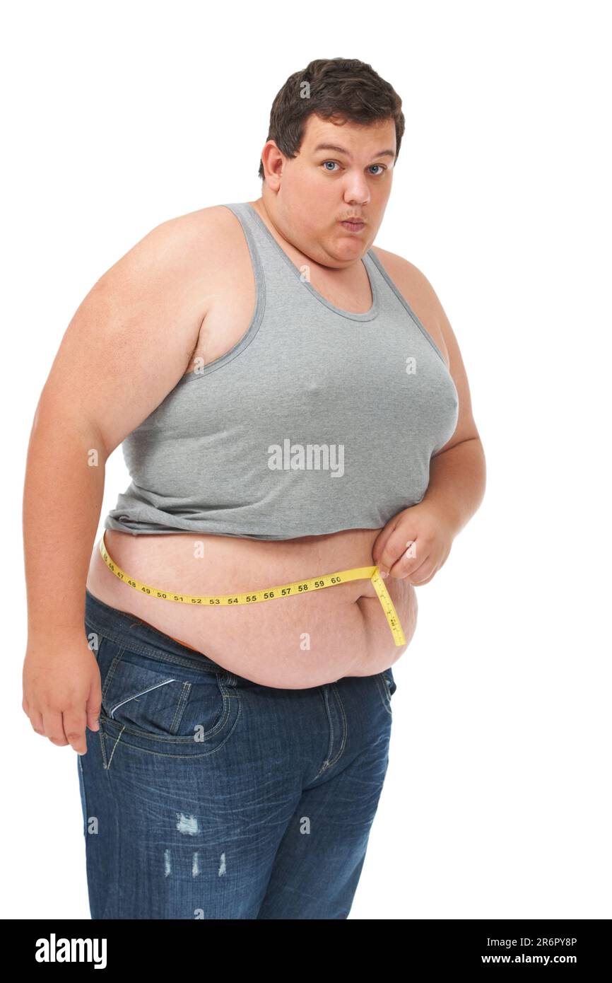Obésité, mètre ruban sur la taille et portrait homme vérifiant le régime,  la taille et la santé du corps isolé sur fond blanc. Vrai homme, surprise  et mesure Photo Stock - Alamy