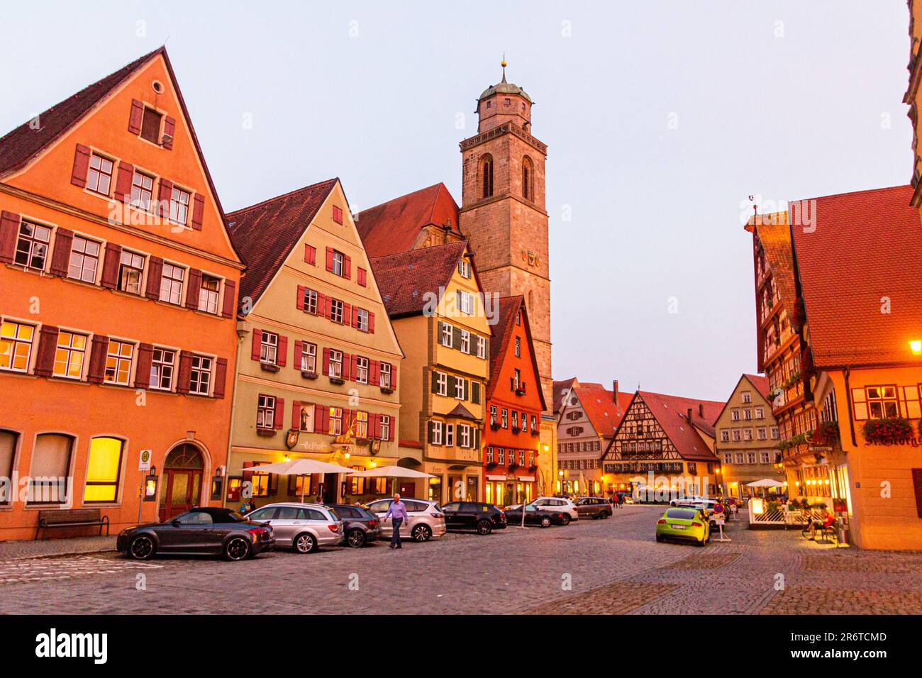 DINKELSBUHL, ALLEMAGNE - 29 AOÛT 2019 : vieille ville de Dinkelsbuhl, État de Bavière, Allemagne Banque D'Images