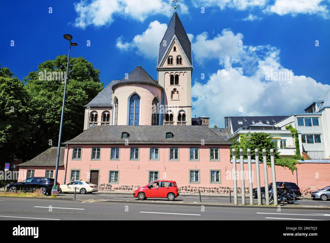 Cologne (Köln), Allemagne - 6 juin. 2023: Belle église romane Saint Maria à Lyskirchen du 12th siècle Banque D'Images