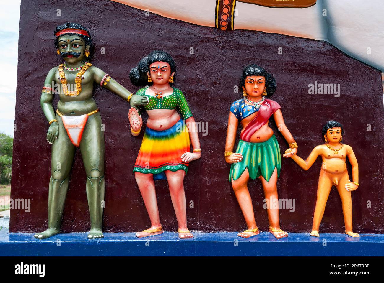Temple gardien de village familial tzigane à Moolankudi, Pudukkottai, Tamil Nadu, Inde du Sud, Inde, Asie Banque D'Images