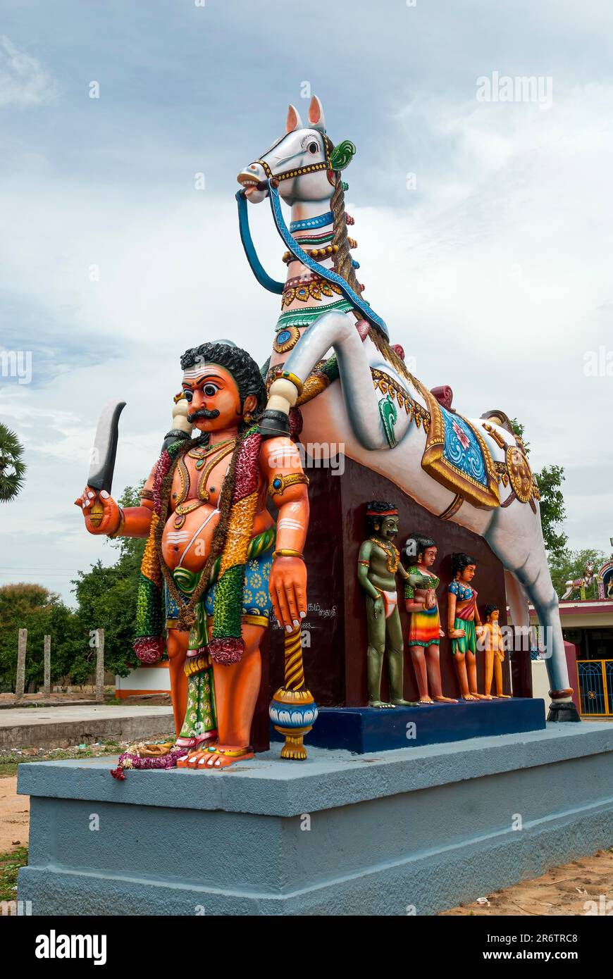 Temple de gardien de village à Moolankudi, Pudukkottai, Tamil Nadu, Inde du Sud, Inde, Asie Banque D'Images
