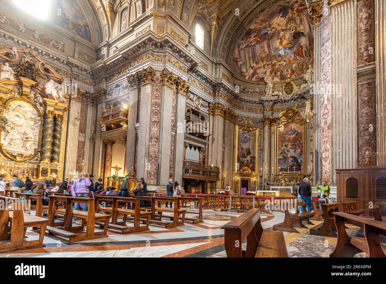 église de saint ignace de loyola Banque de photographies et d’images à ...