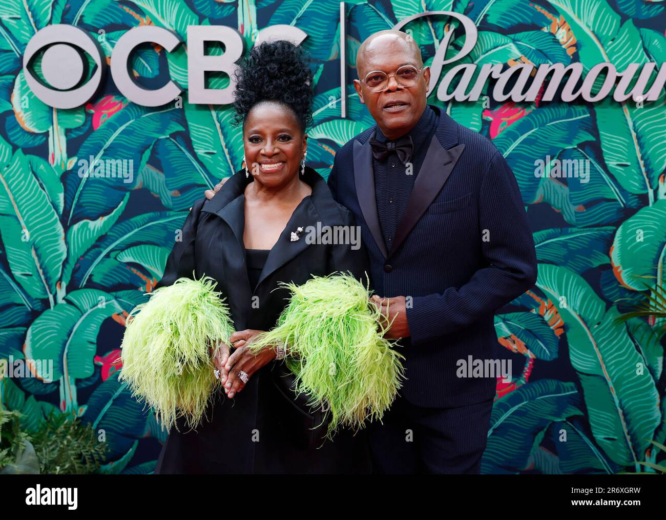 New York, États-Unis. 11th juin 2023. Latanya Richardson Jackson et Samuel L. Jackson arrivent sur le tapis rouge lors des Tony Awards annuels 76th au United Palace Theatre sur 11 juin 2023 à New York. Photo de John Angelillo/UPI crédit: UPI/Alay Live News Banque D'Images