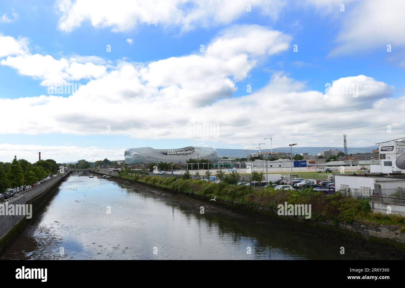 Stade Aviva près de la rivière Ddder à Dublin, Irlande. Banque D'Images