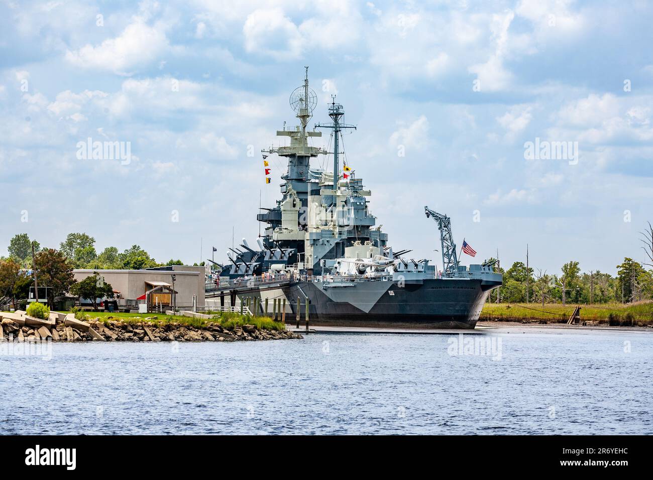 Wilmington, États-Unis - 20 juillet 2010 : cuirassé de la Seconde Guerre mondiale Caroline du Nord à Wilmington, Caroline du Nord. Banque D'Images