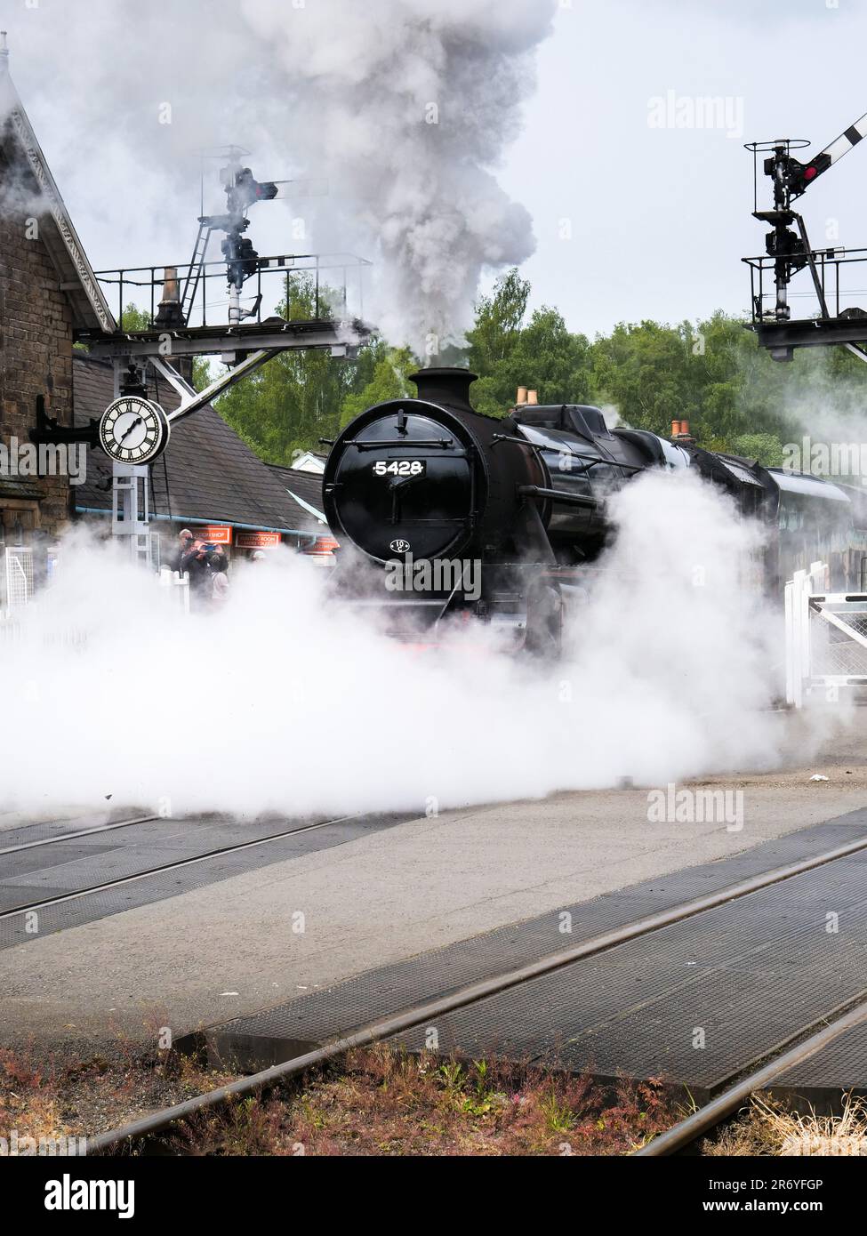 North York Moors Railway Steam Engine Eric Treacy à la gare de Grosmont Banque D'Images