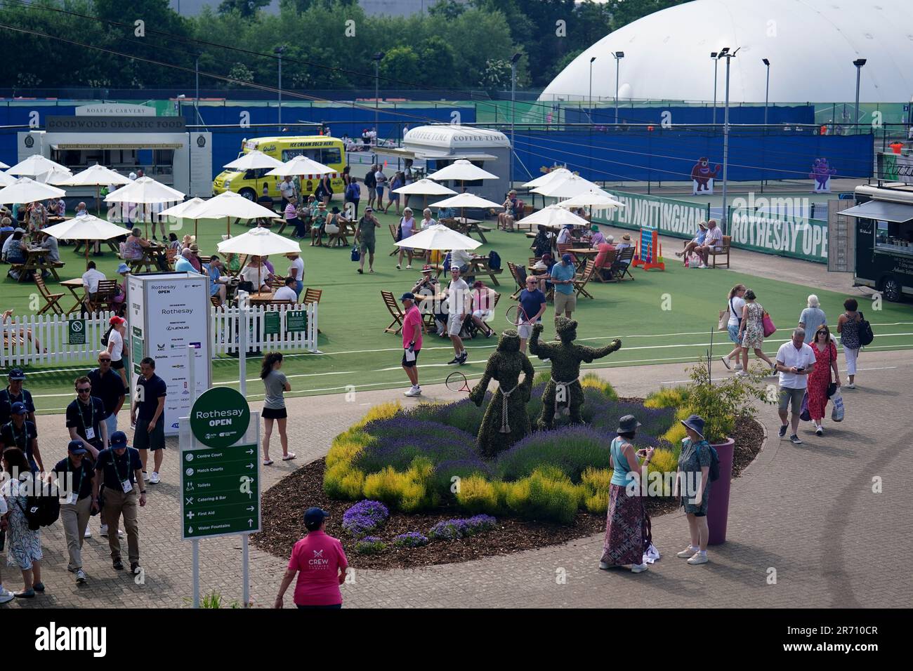 Une vue générale pendant le premier jour de l'Open Rothesay 2023 au centre de tennis de Nottingham. Date de la photo: Lundi 12 juin 2023. Banque D'Images