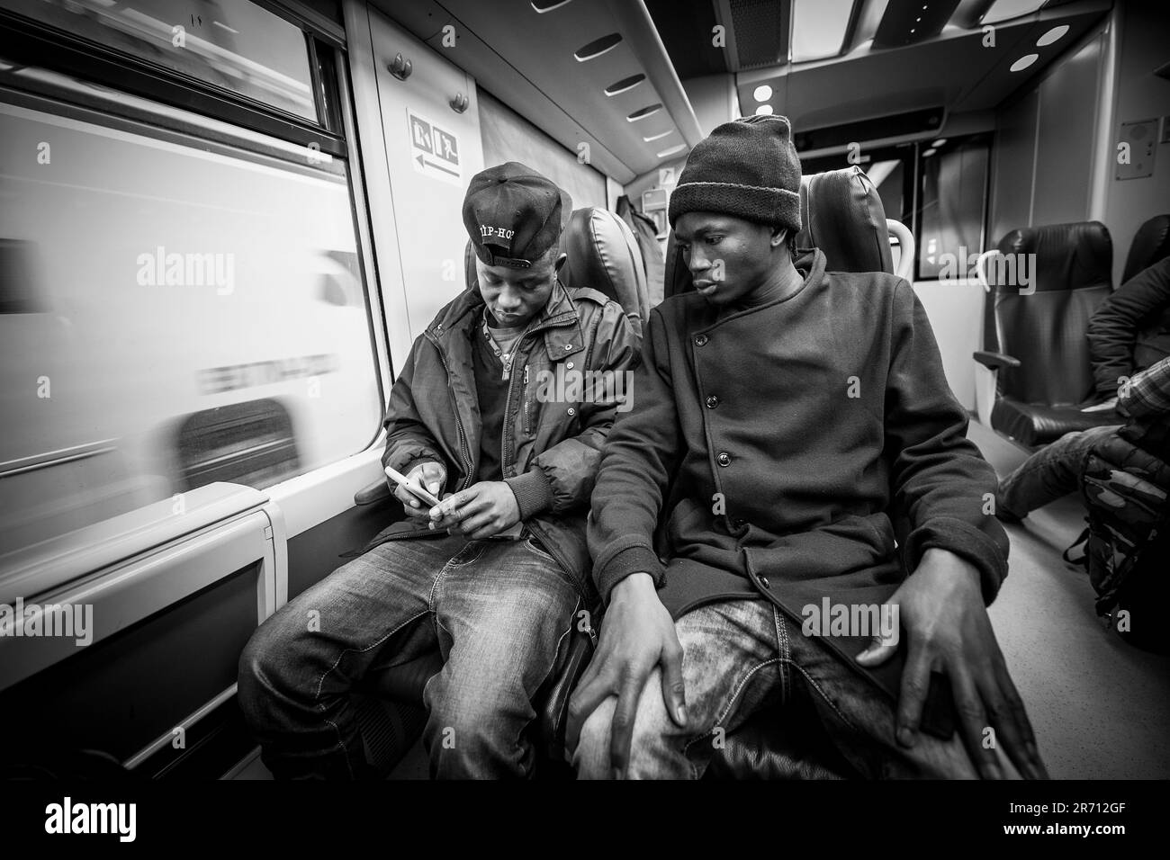 Italie. Mortara. les réfugiés voyageant dans le train Banque D'Images
