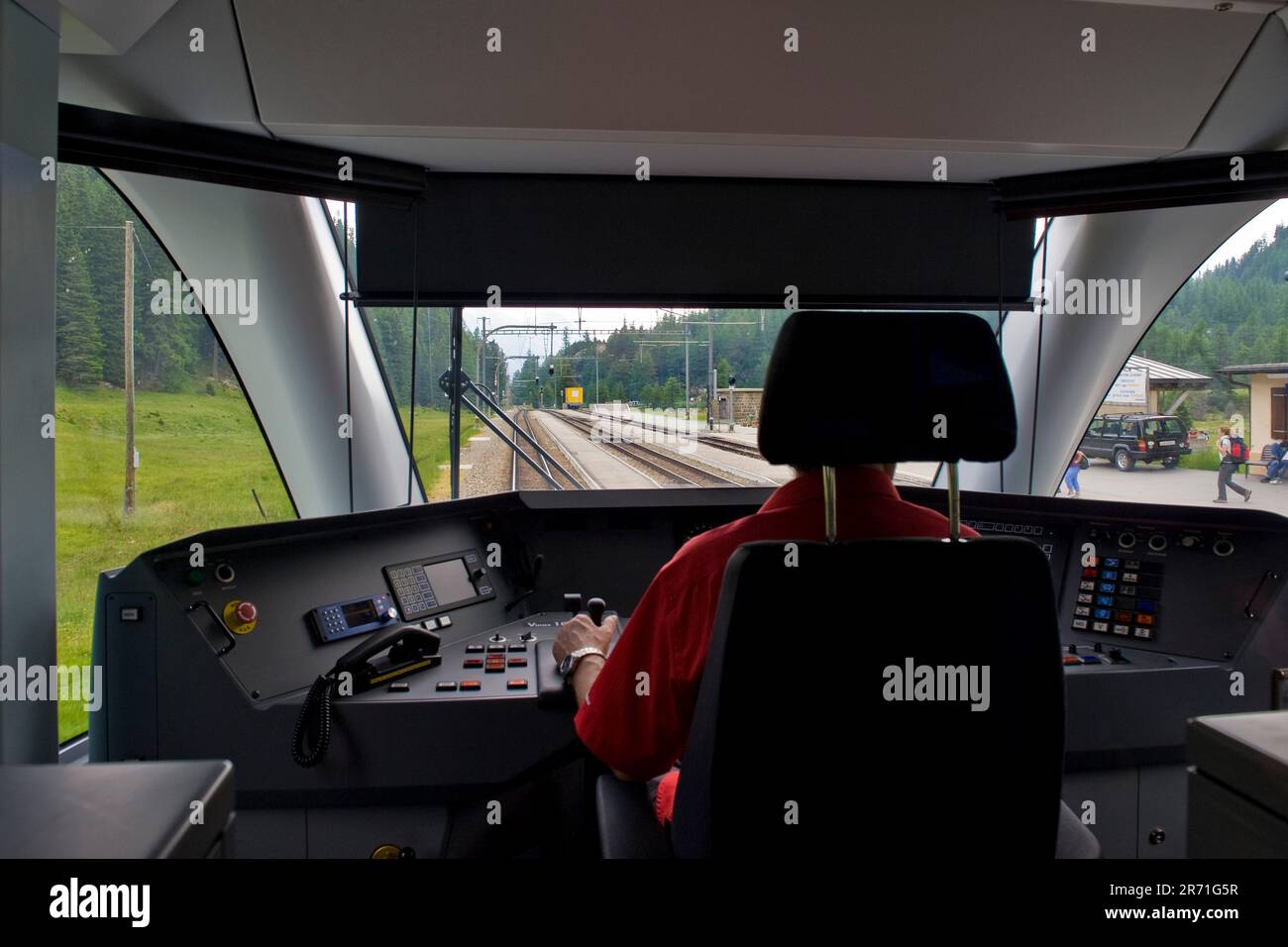 La Suisse, dans le canton de Grisons, Bernina Express, conducteur de train Banque D'Images