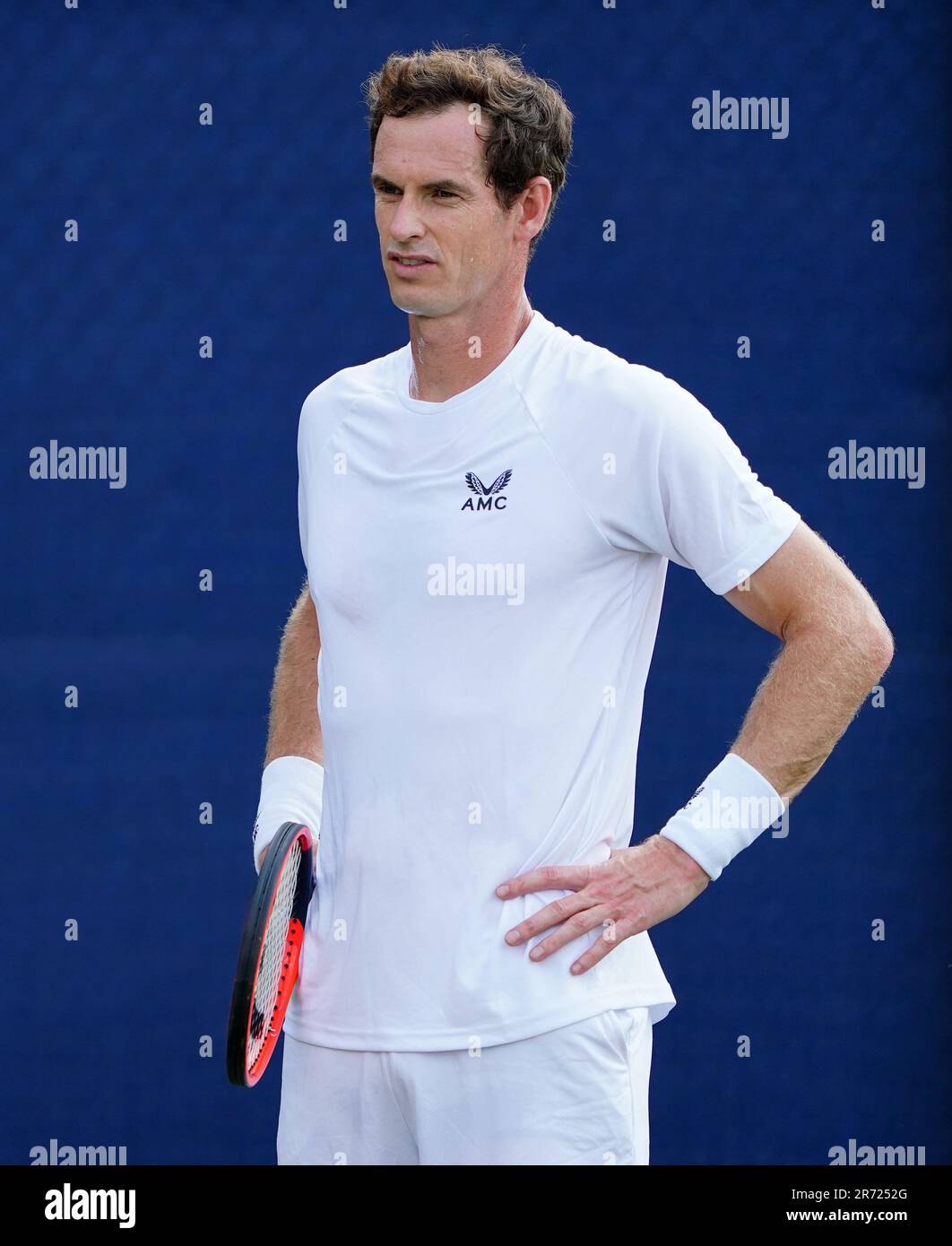 Andy Murray s'entraîne sur un court d'entraînement le premier jour de l