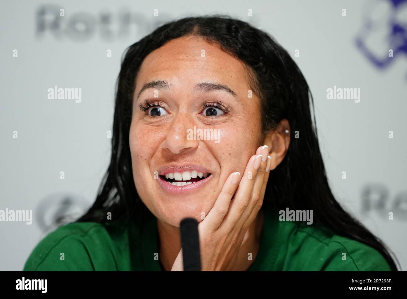 Heather Watson s'adresse aux médias au cours de la première journée de l'Open Rothesay 2023 au Nottingham tennis Centre. Date de la photo: Lundi 12 juin 2023. Banque D'Images