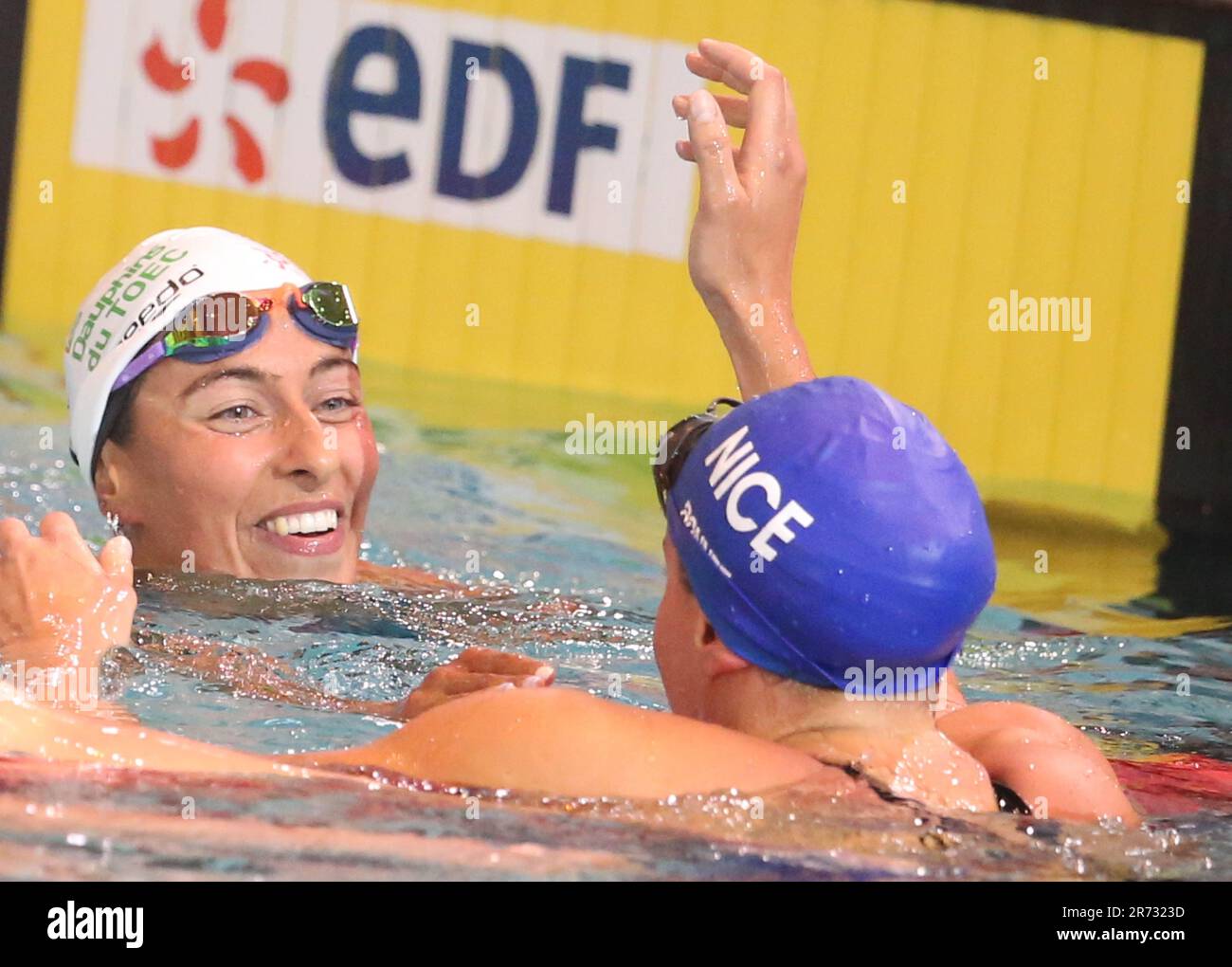 BONNET Charlotte de NICE OLYMPIQUE NATATION et LESAFFRE Fantine des DAUPHINS TOULOUSE OEC final 200 M Brasse lors des Championnats de natation de l'élite française sur 11 juin 2023 à Rennes, France - photo Laurent Lairys / MAXPPP Banque D'Images