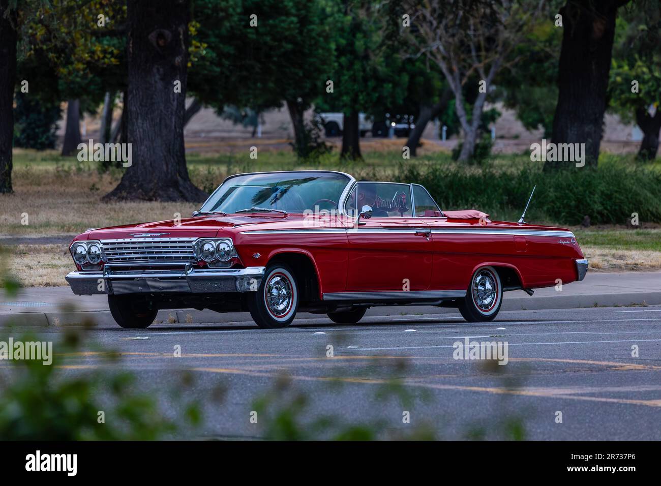 Une Impala cabriolet 1962 de Chevrolet au North Modesto Kiwanis American Graffiti car Show & Festival Banque D'Images