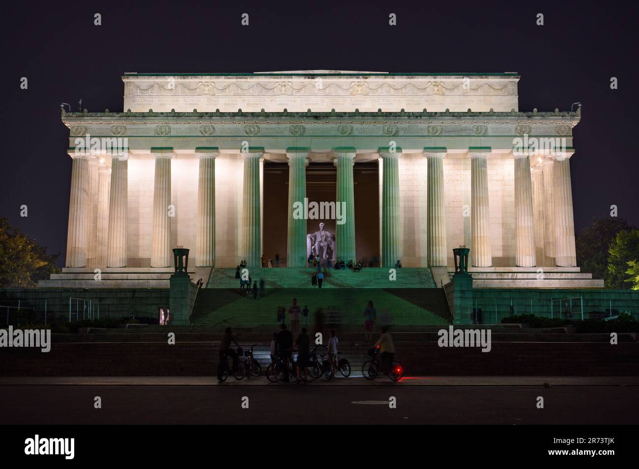 Le Lincoln Memorial après la tombée de la nuit à Washington DC Banque D'Images