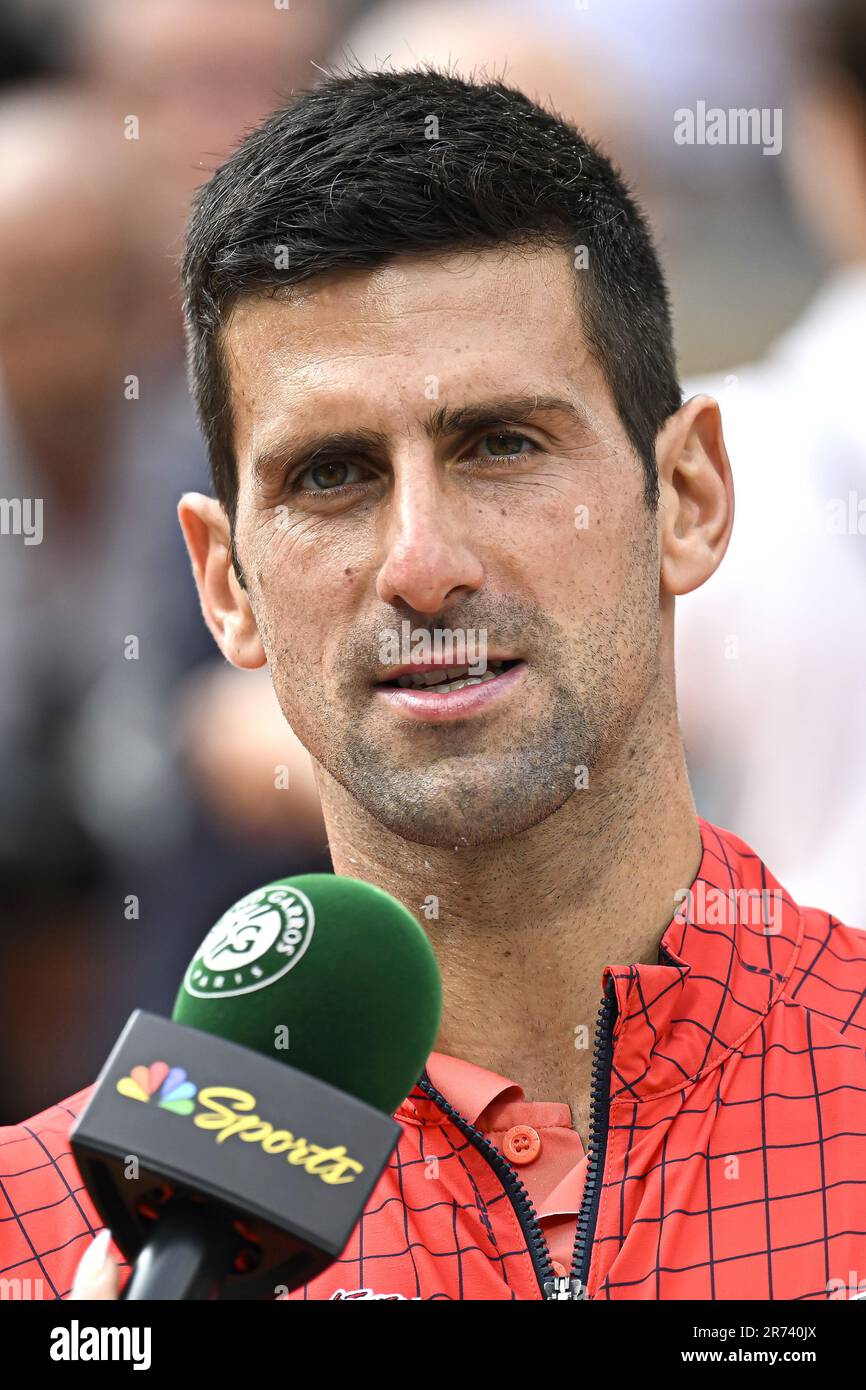 Novak Djokovic interviewé lors de la finale de l'Open de France