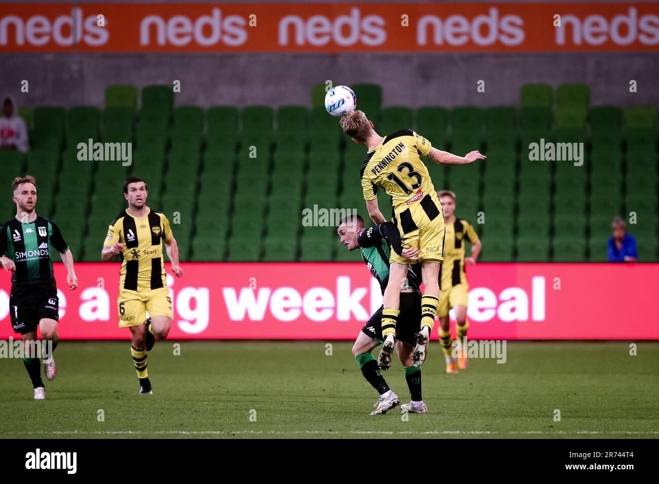 MELBOURNE, AUSTRALIE - 14 MAI : Nicholas Pennington de Wellington Phoenix est à la tête du match de football Final De L'Élimination De La Ligue A entre Western United et Wellington Phoenix à l'AAMI Park on 14 mai 2022, à Melbourne, en Australie. Banque D'Images