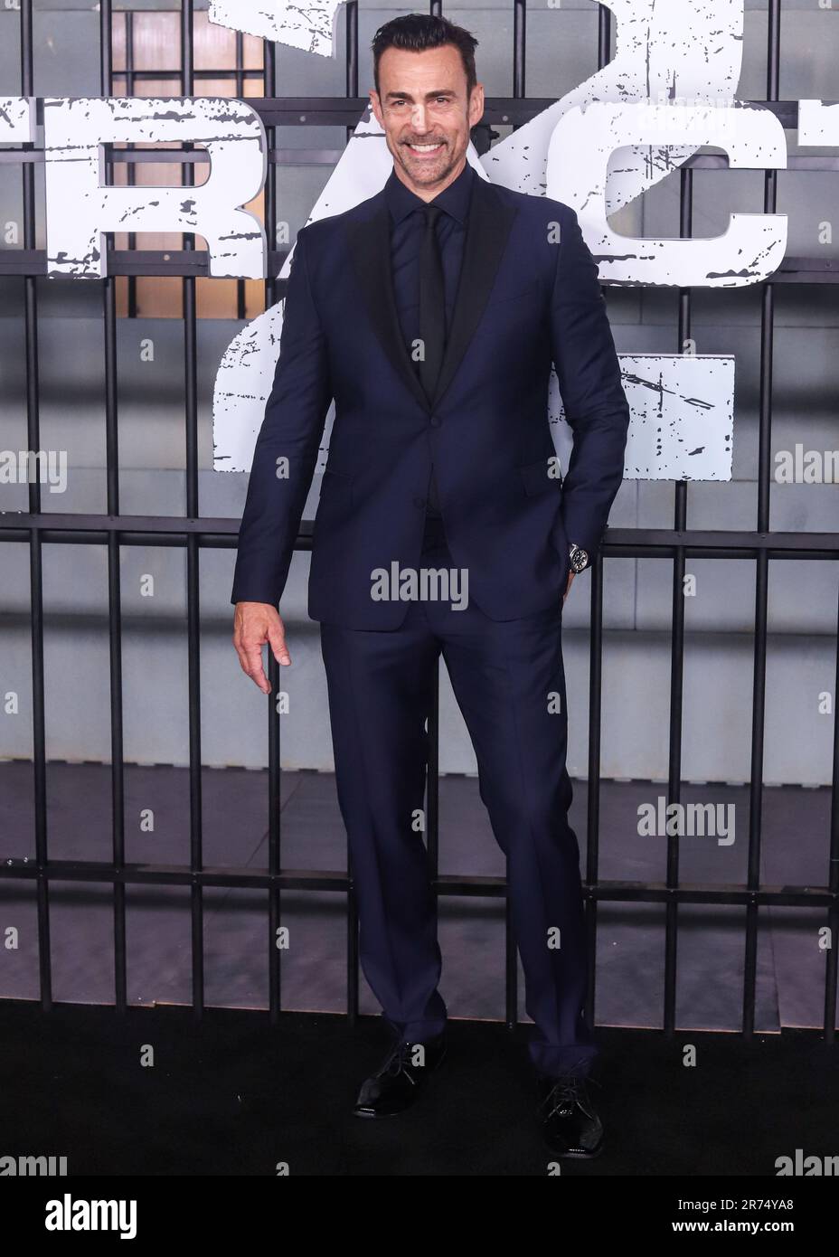 New York, États-Unis. 12th juin 2023. MANHATTAN, NEW YORK CITY, NEW YORK, Etats-Unis - JUIN 12 : l'acteur, le mannequin et l'artiste martial suisse Daniel Bernhardt arrive à la première de New York de l'extraction 2 de Netflix, qui s'est tenue au centre de jazz de Lincoln sur 12 juin 2023 à Manhattan, New York, États-Unis. (Photo de Jordan Hinton/image Press Agency) Credit: Image Press Agency/Alay Live News Banque D'Images