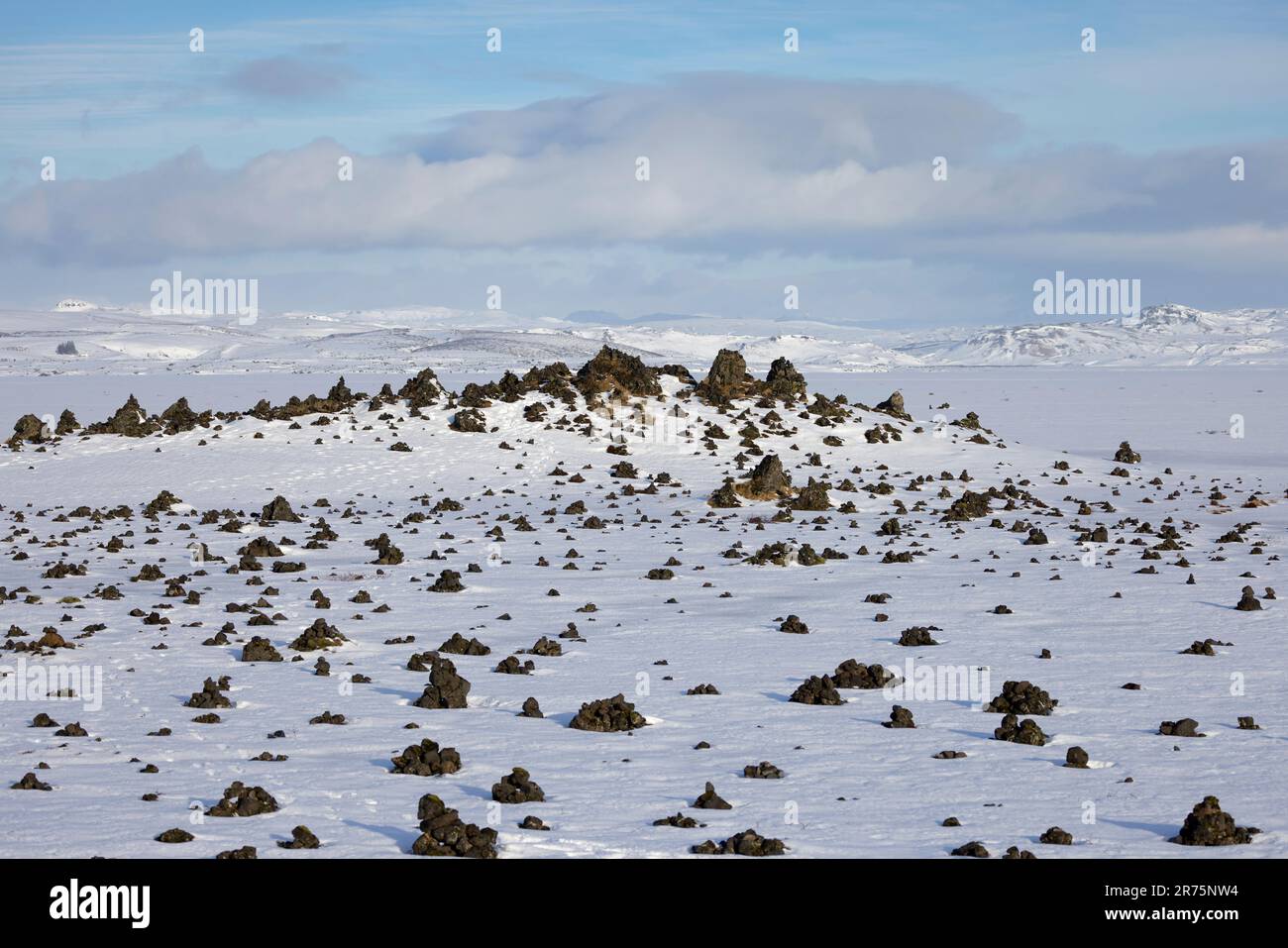 Le champ de lave enneigé de Skaftareldahraun en hiver en Islande Banque D'Images
