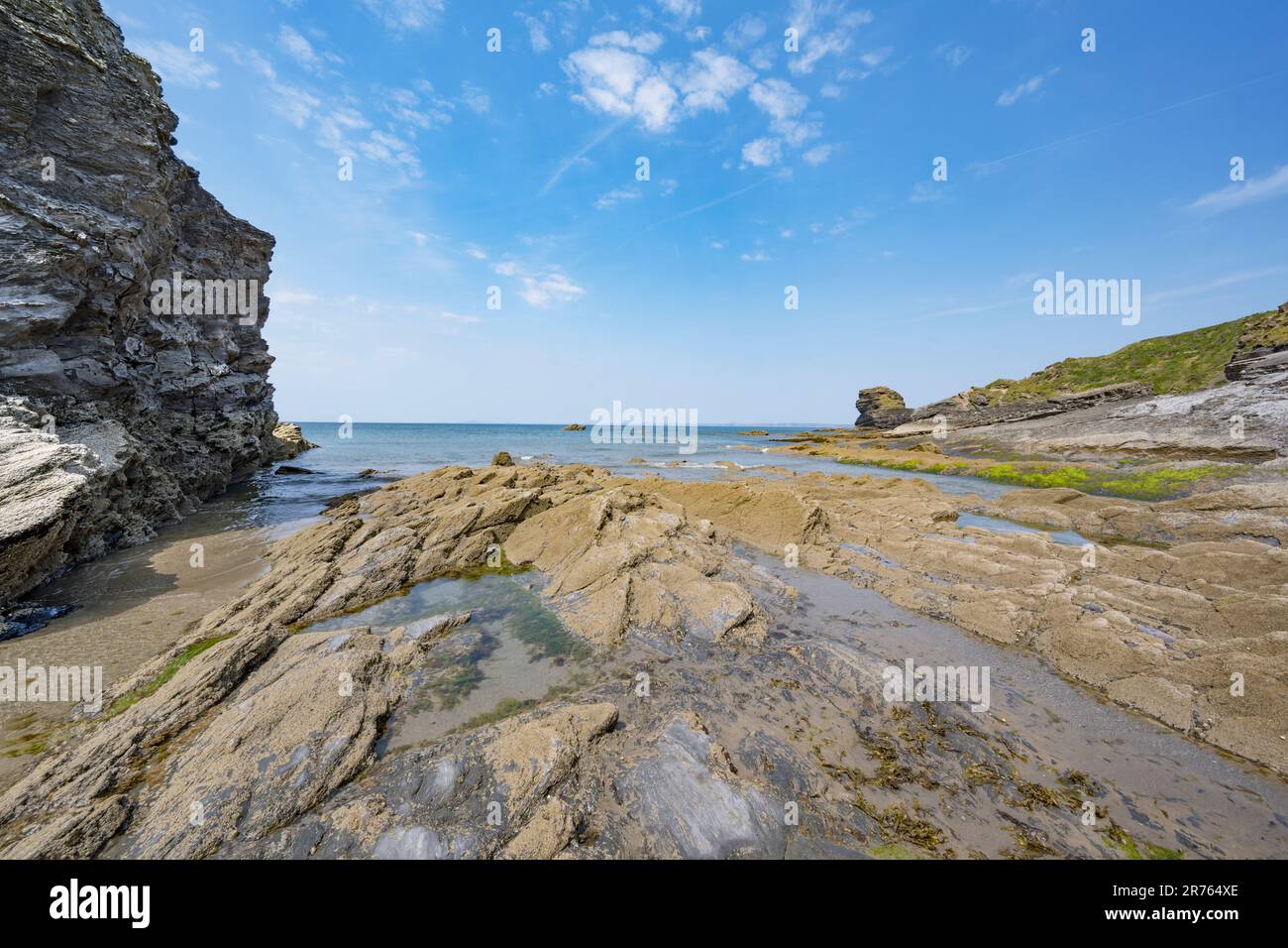 Broadhaven Nord côte sauvage mélangée à une grande plage de sable dans le Pembrokeshire Sud du pays de Galles Banque D'Images