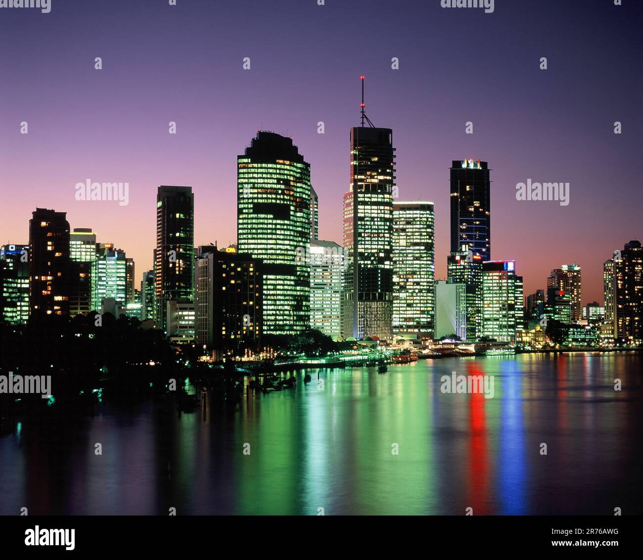 L'Australie. Le Queensland. Brisbane. Toits de la ville. Vue de nuit. Banque D'Images