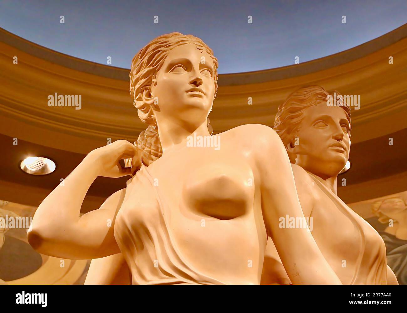 Statue de trois déesses dans l'entrée de la réception de l'hôtel Caesars Palace hôtel et casino Las Vegas Nevada USA Banque D'Images