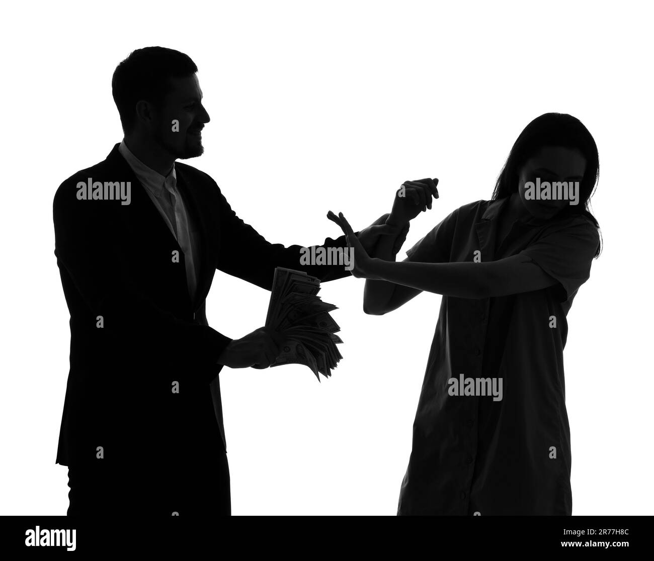 Silhouette d'homme avec de l'argent battant sa femme sur fond blanc. Concept de violence domestique Banque D'Images